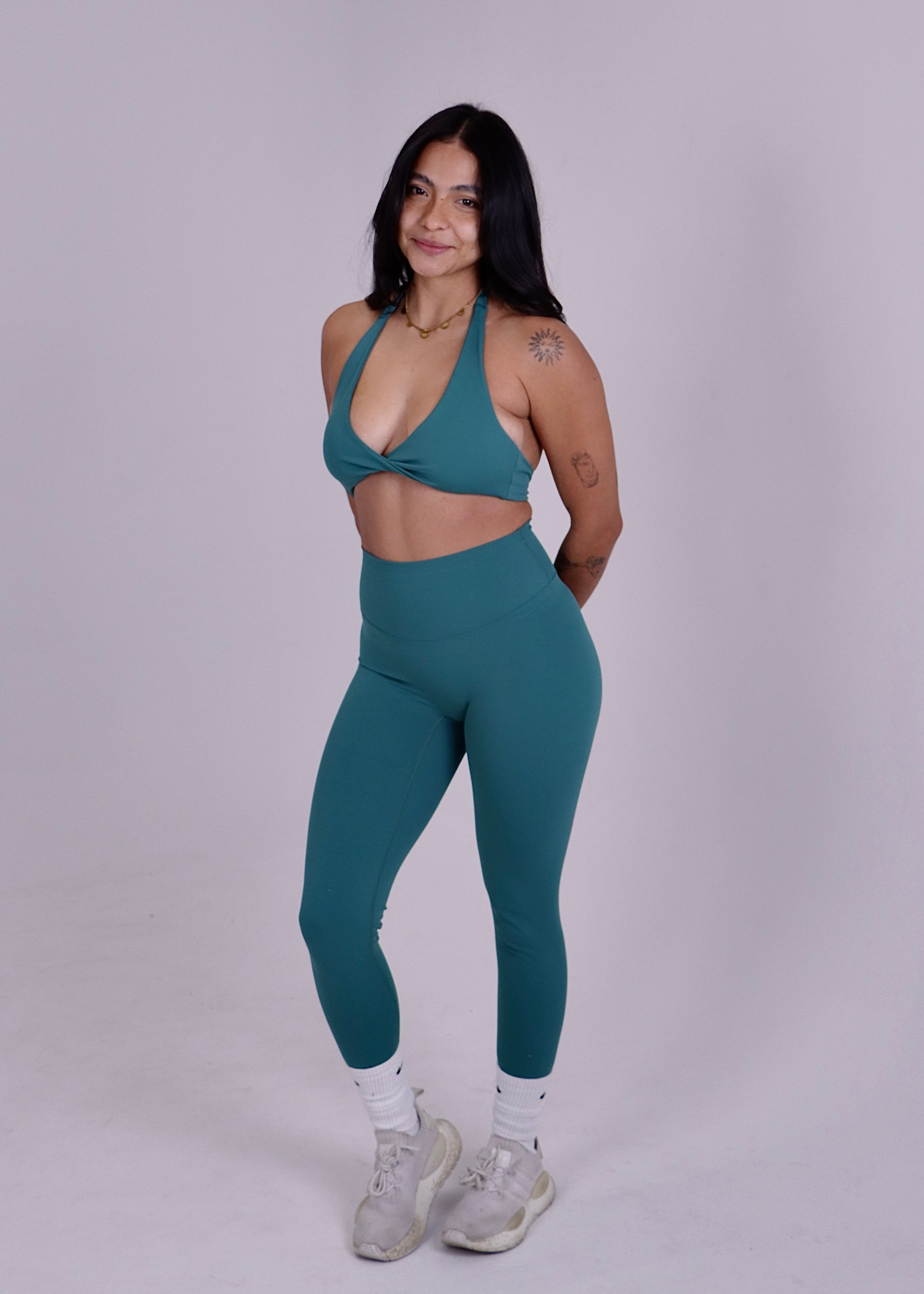 Suerte Twist Halter Bra Emerald Green