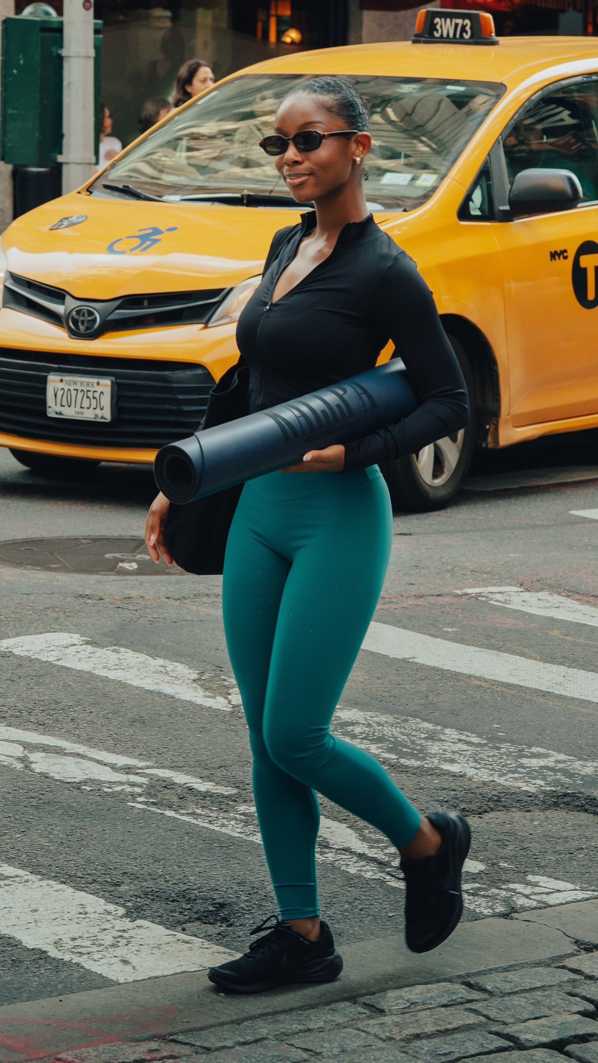 Invisible Sculpt Leggings Emerald
